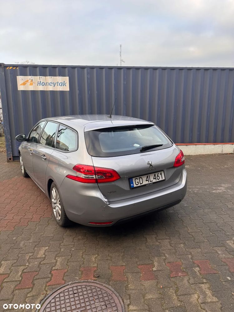 Peugeot 308 - 4