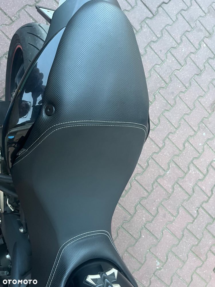 Triumph Speed Triple - 21