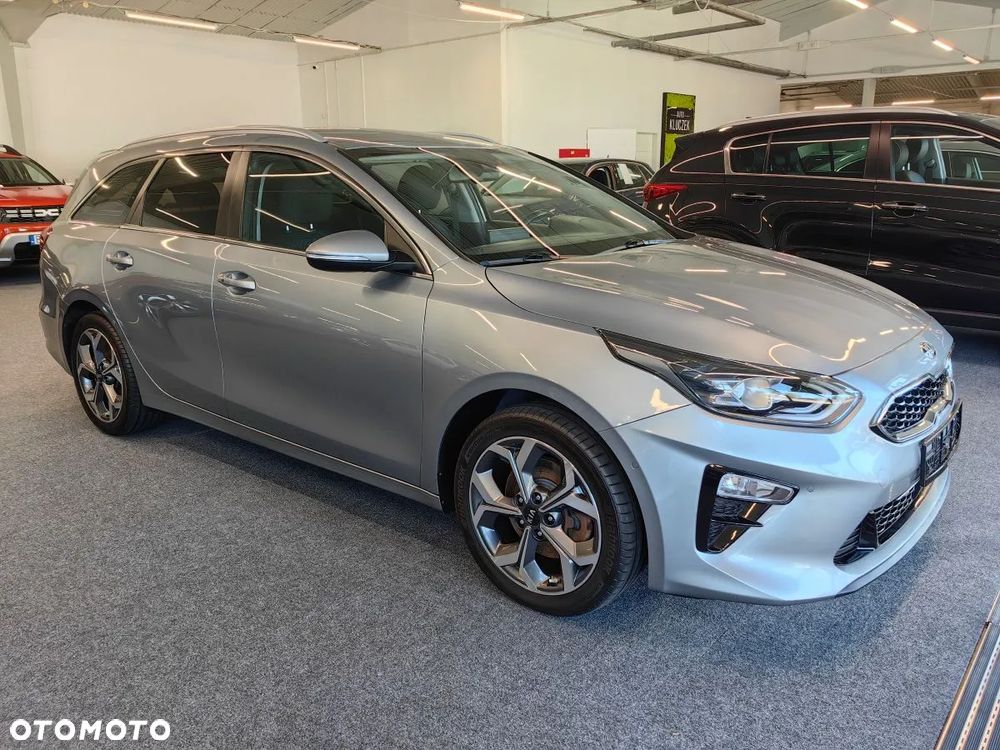 Kia Ceed SW 1.6 CRDi Platinum Edition - 3