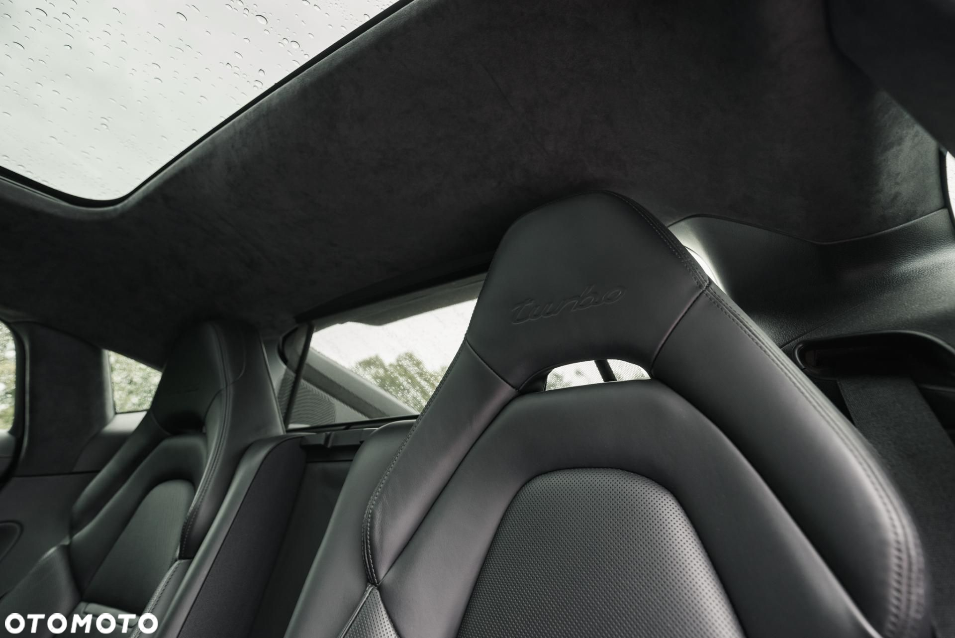 Porsche Panamera - 35