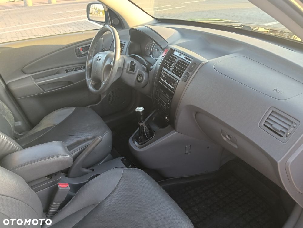 Hyundai Tucson 2.0 2WD GLS - 5
