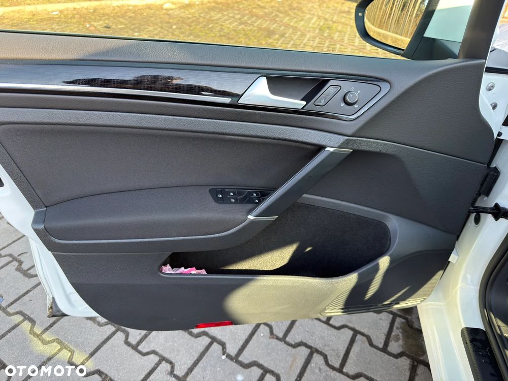 Volkswagen Golf 2.0 TDI BMT Highline - 13