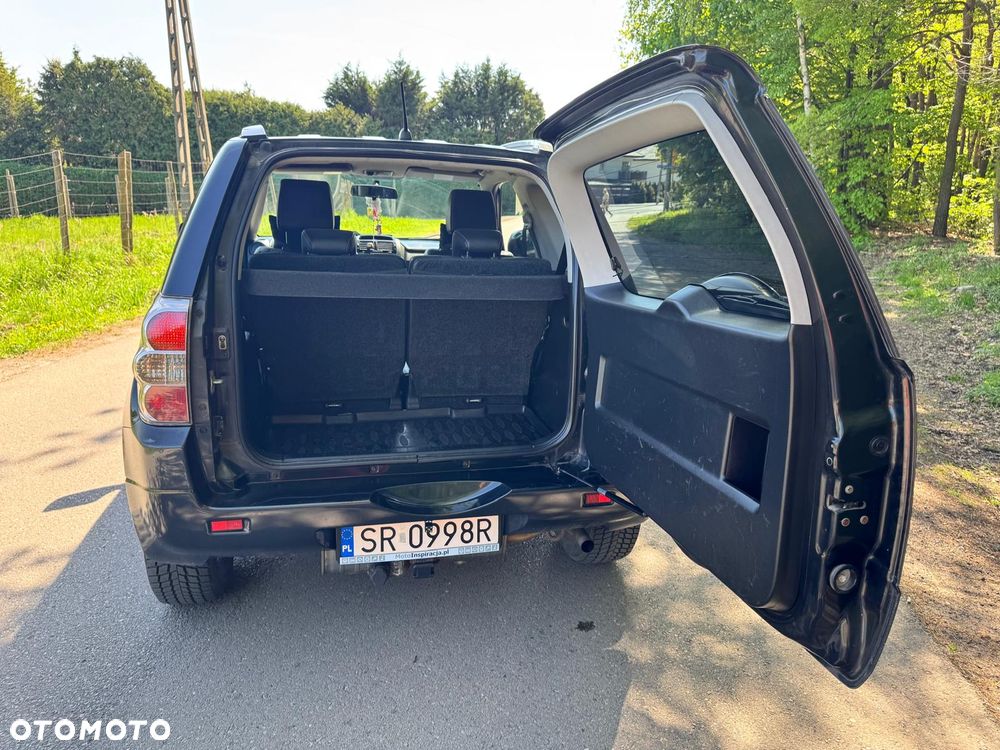 Suzuki Grand Vitara 1.6 De luxe - 19