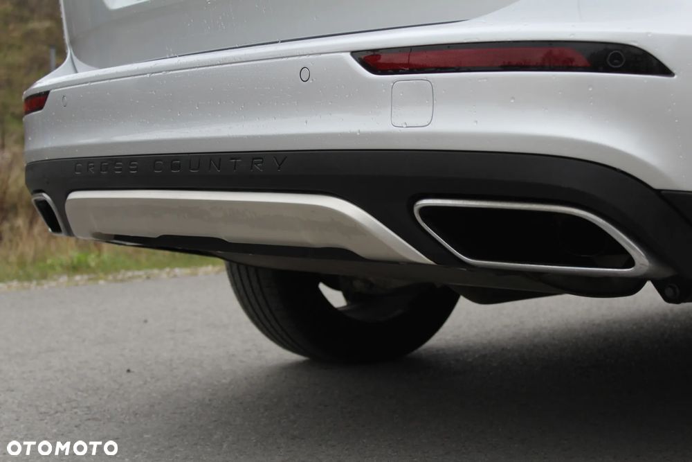 Volvo V60 Cross Country B4 D AWD Geartronic - 17