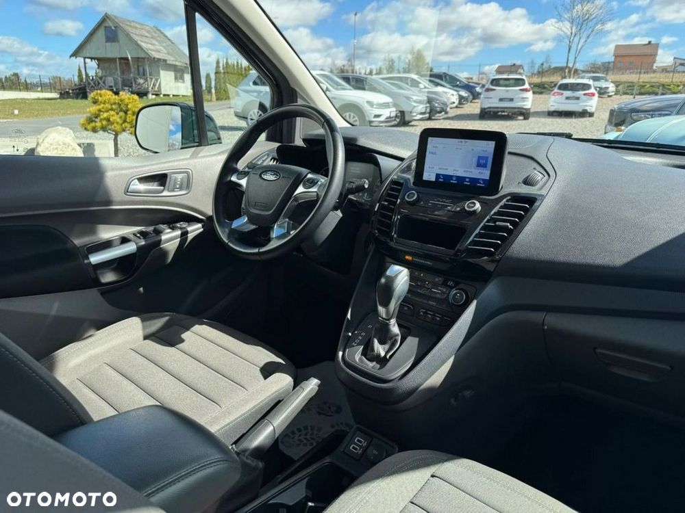Ford Tourneo Connect Grand - 12