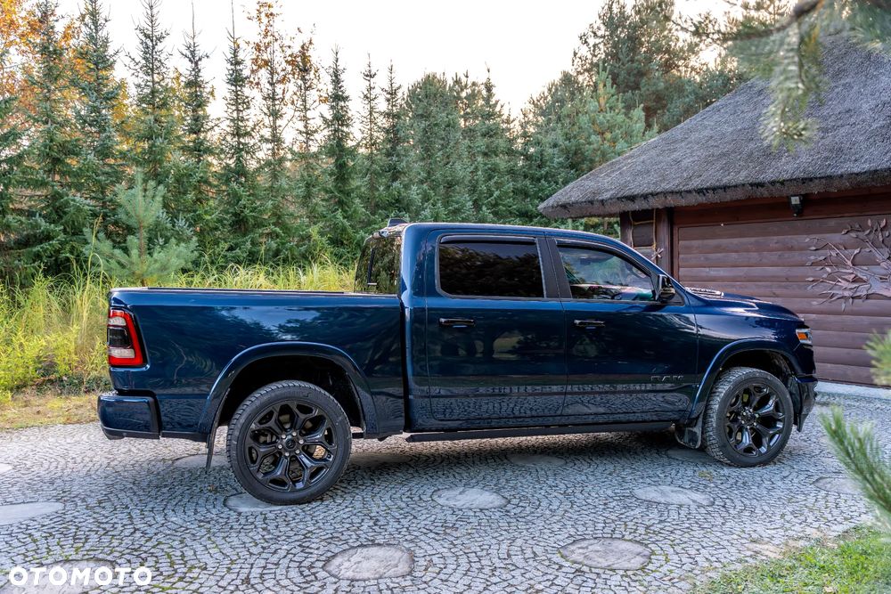 RAM 1500 5.7 eTorque Crew Cab Shortbed Limited Black - 12