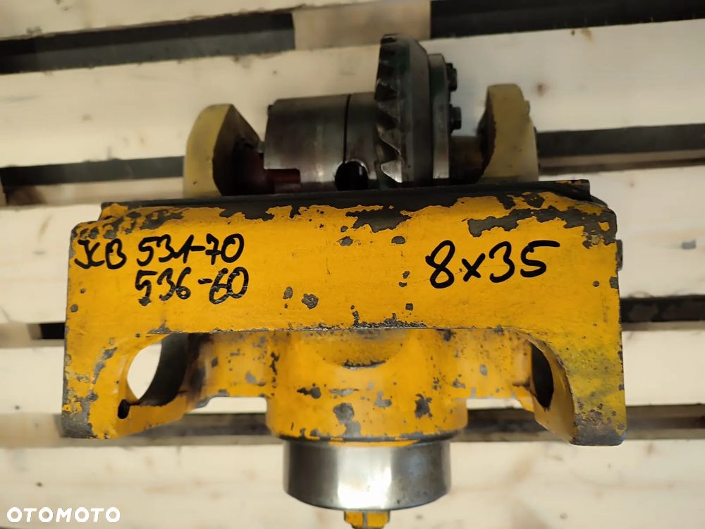 Dyferencjał 8X35 JCB 531-70 - 5