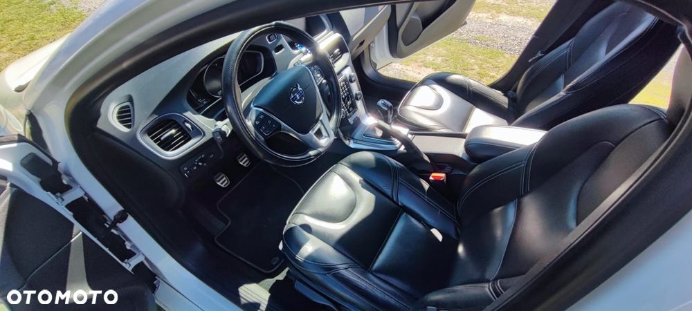 Volvo V40 D2 RDesign - 19