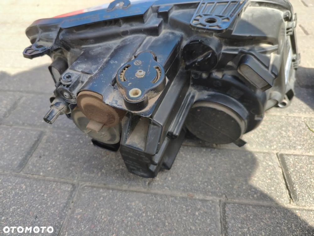 Lampy przednie VW Amarok europa - 9