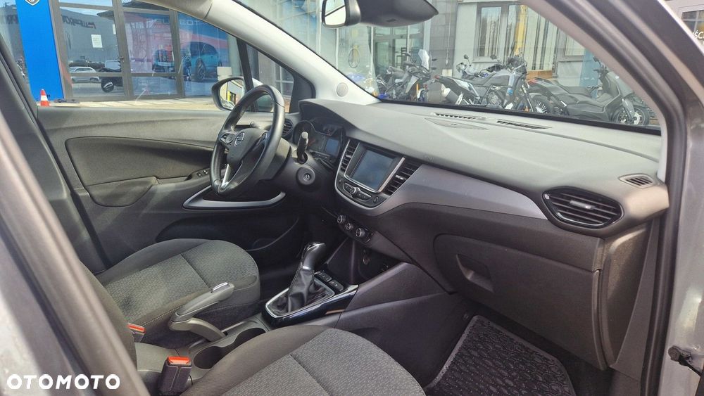Opel Crossland X 1.2 T Enjoy S&S - 24