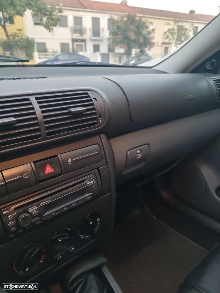 SEAT Leon 1.4 16V Confort - 7