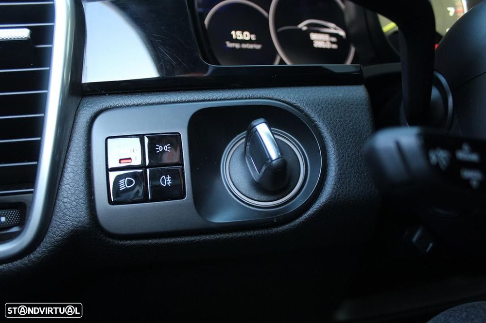 Porsche Cayenne Coupé E-Hybrid - 27