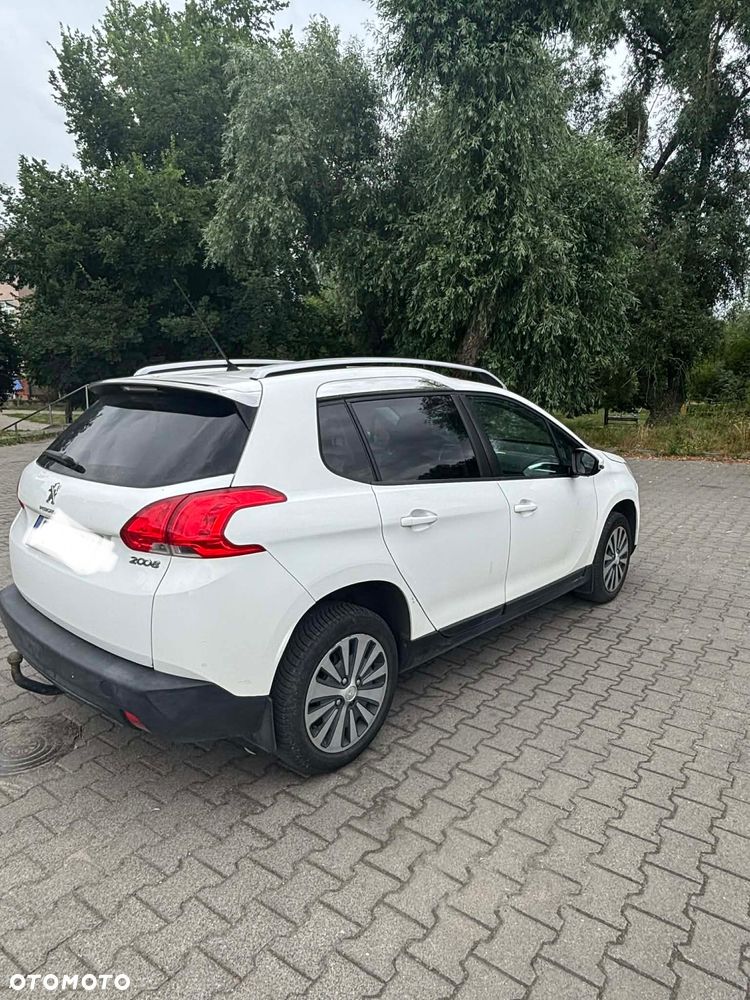 Peugeot 2008 1.2 Pure Tech Style - 2