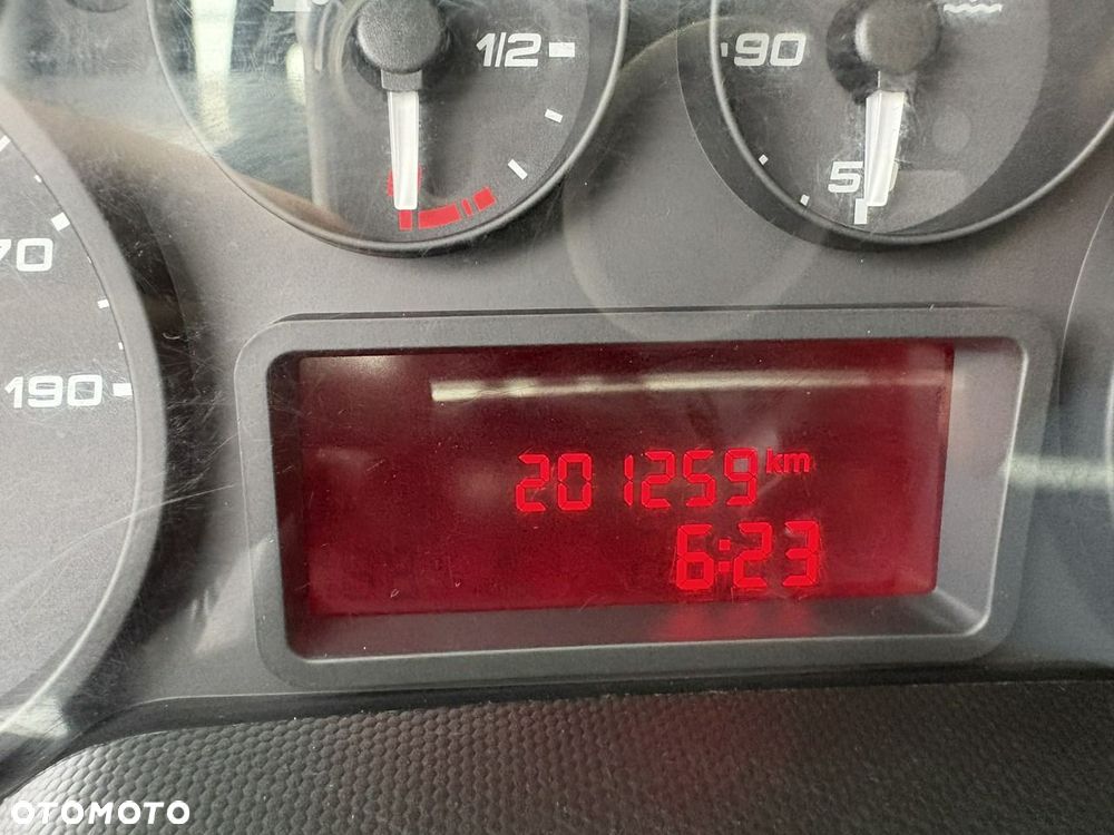 Iveco Daily 35C14 - 8
