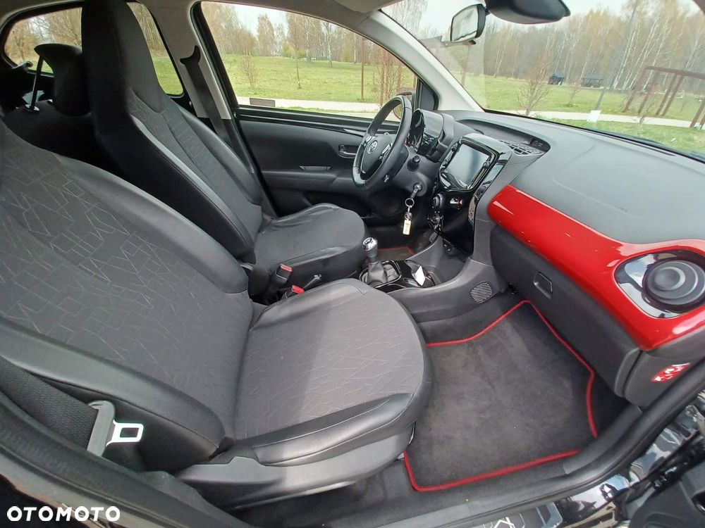 Toyota Aygo 1.0 VVT-i Black Edition - 19