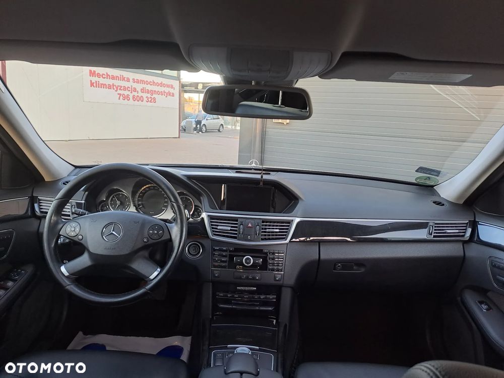Mercedes-Benz Klasa E 350 CDI BlueEff - 2