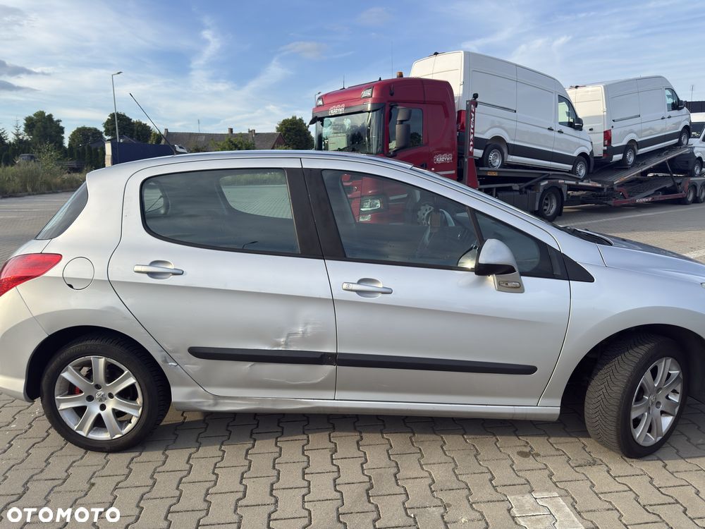 Peugeot 308 - 6