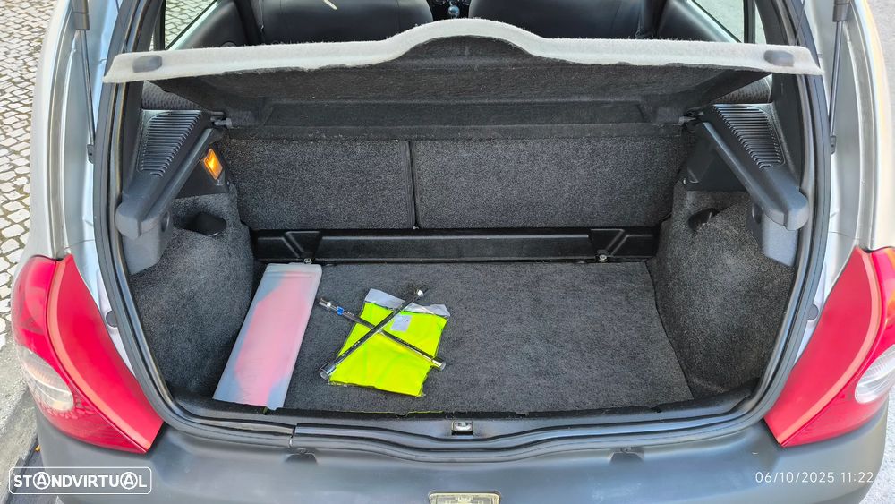 Renault Clio 1.2 16V Pack - 11