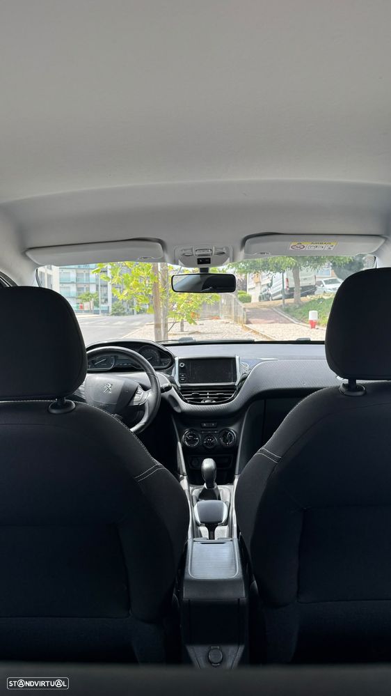 Peugeot 2008 - 5