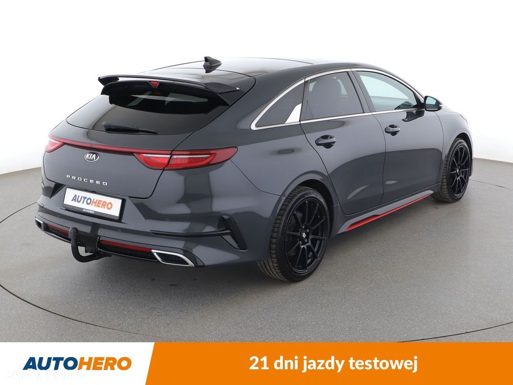 Kia ProCeed - 6