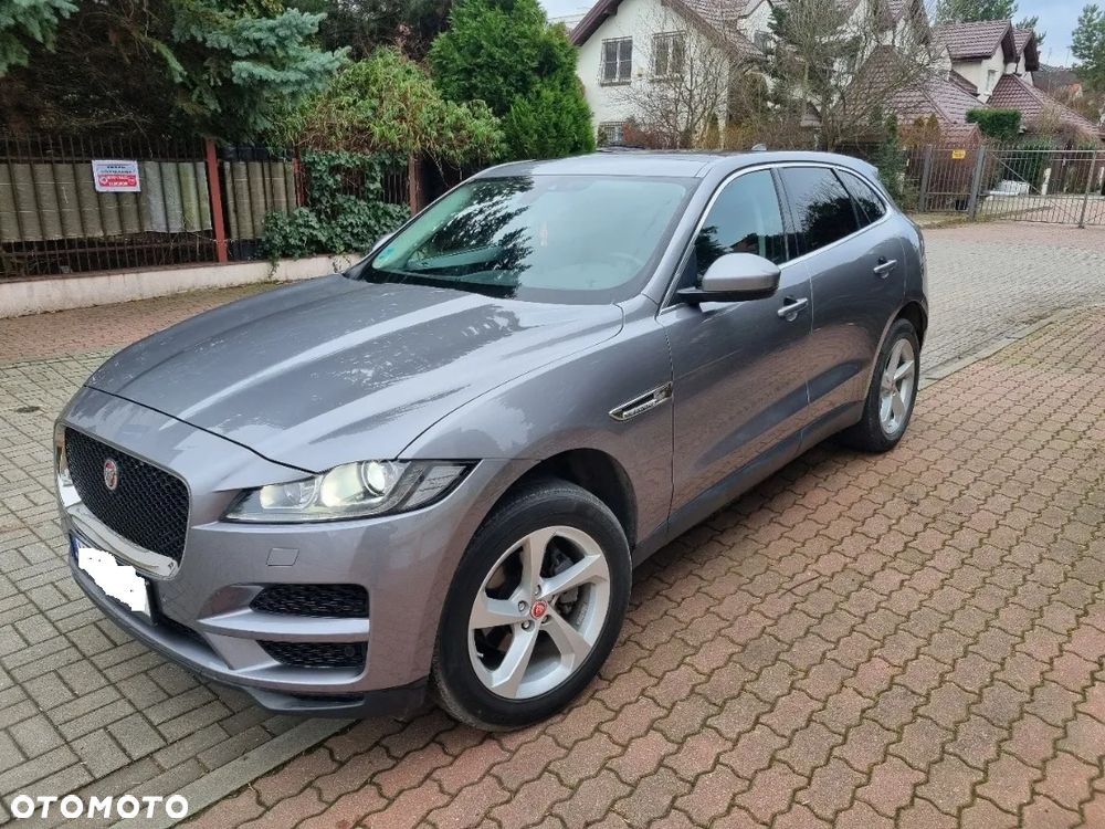 Jaguar F-Pace - 4