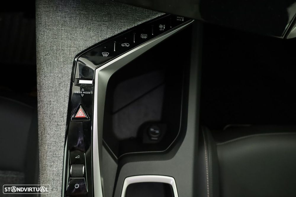 Peugeot 3008 1.2 Hybrid Allure e-DCS6 - 13