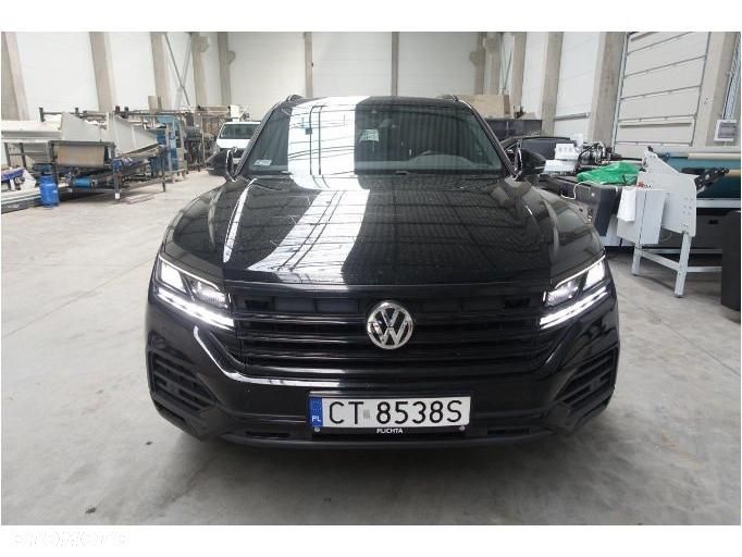 Volkswagen Touareg - 12