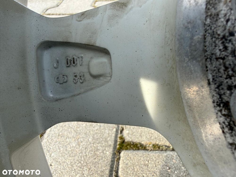 TOYOTA RAV4 III 06-12 FELGA ALUMINIOWA 7Jx17 ET45 5x114.3 - 4