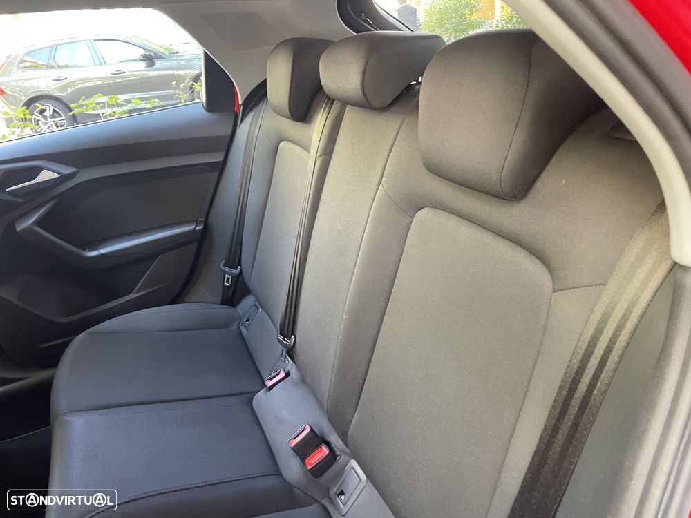 Audi A1 Sportback 30 TFSI S line - 30