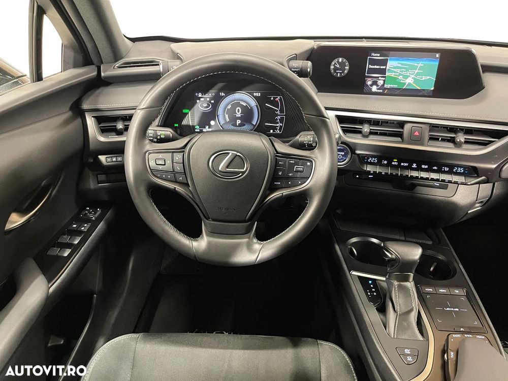 Lexus UX 250h Business Edition - 5