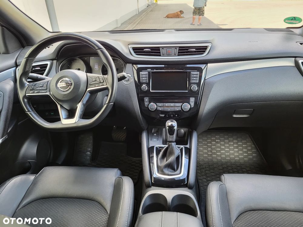 Nissan Qashqai 1.3 DIG-T DCT TEKNA - 8