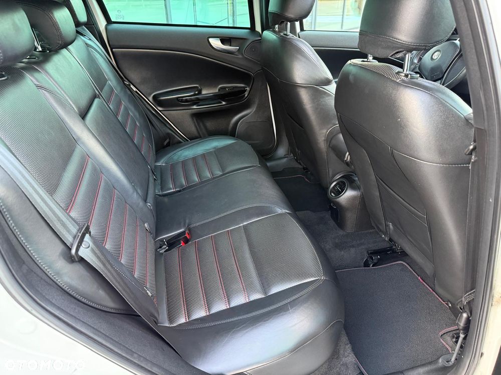 Alfa Romeo Giulietta 2.0 JTDM 16V - 11