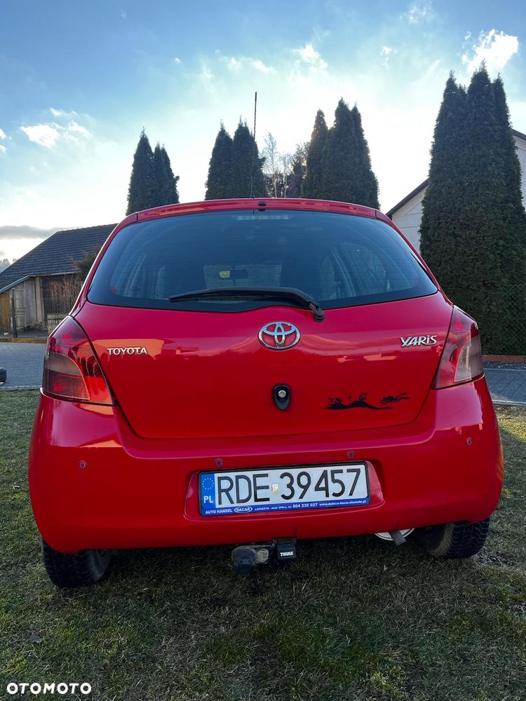 Toyota Yaris 1.0 VVT-i - 2