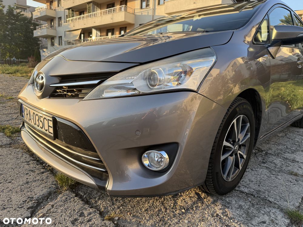 Toyota Verso 1.6 D-4D Prestige 7os - 36