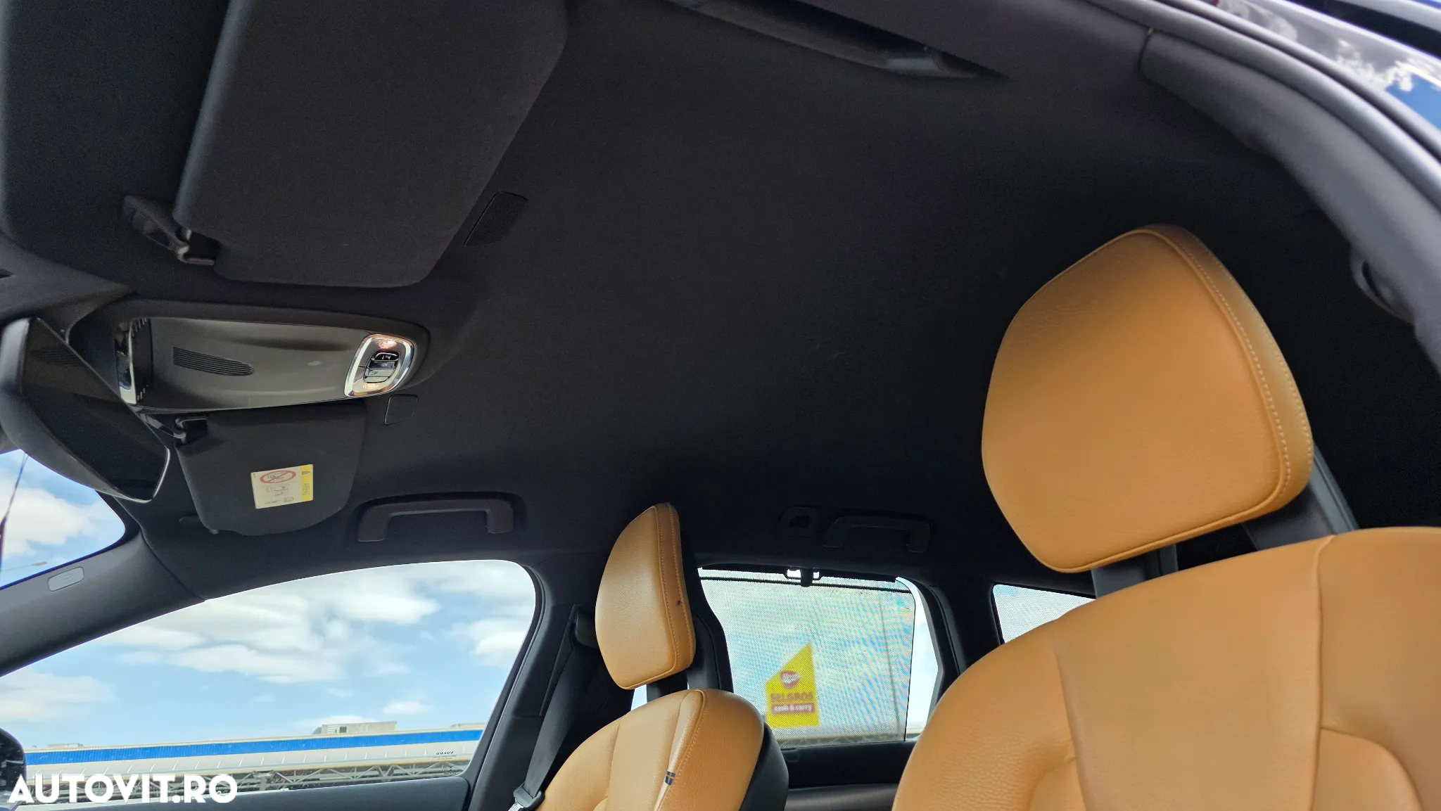 Volvo V90 D4 Geartronic Momentum Pro - 23