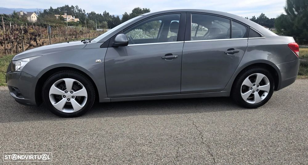Chevrolet Cruze 2.0 VCDi LT - 10