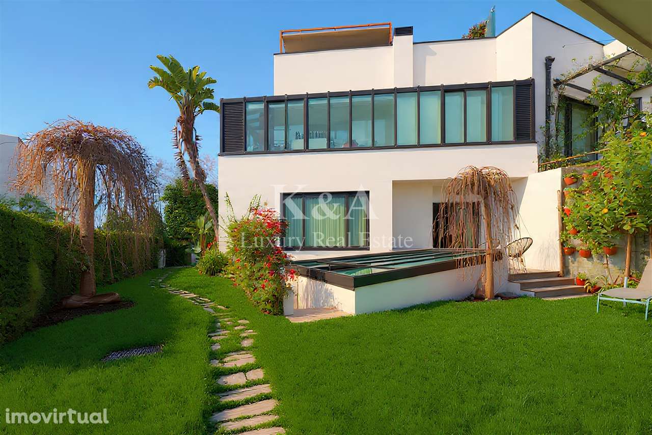 Moradia T4 com jardim e piscina na cobertura - Grande imagem: 2/24