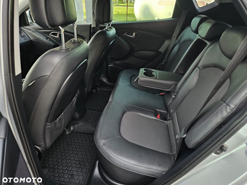 Hyundai ix35 1.6 2WD Fifa World Cup Edition - 18