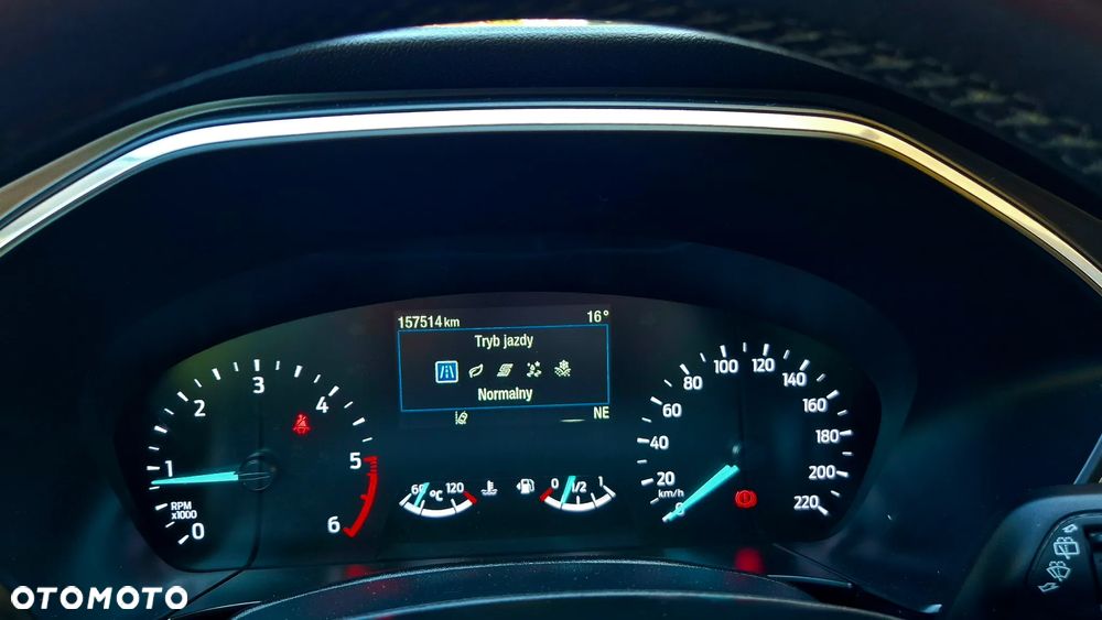 Ford Kuga 2.0 EcoBlue Hybrid TITANIUM - 40