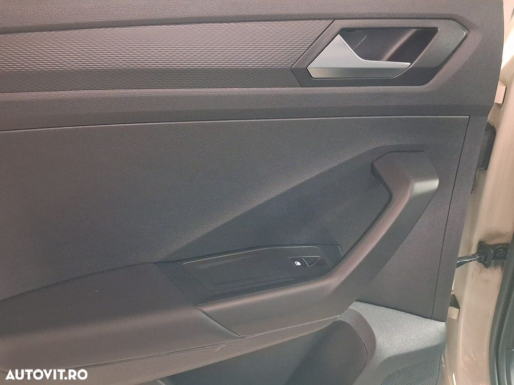 Volkswagen T-Roc 1.5 TSI DSG Style - 28