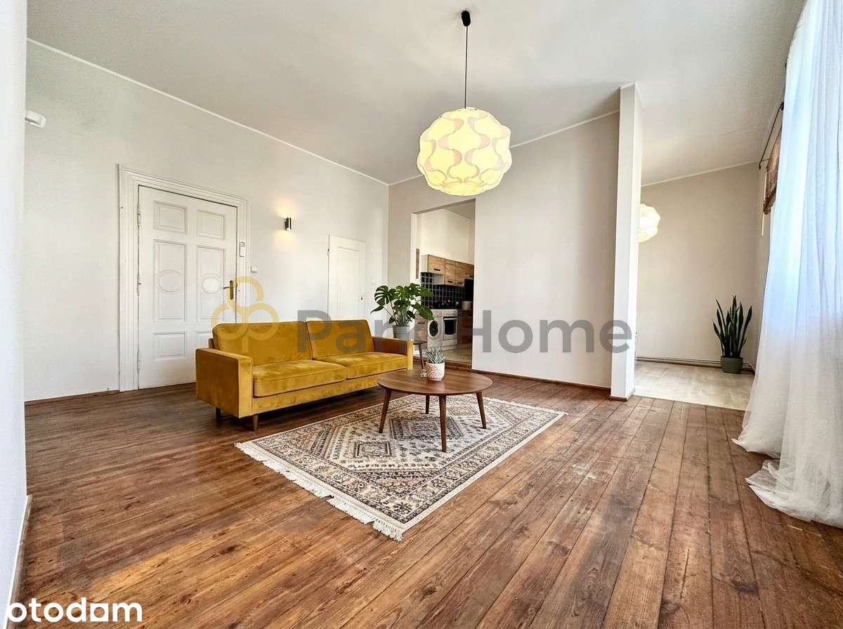 Centrum miasta | 2 pokoje | klimatyzacja |1 piętro