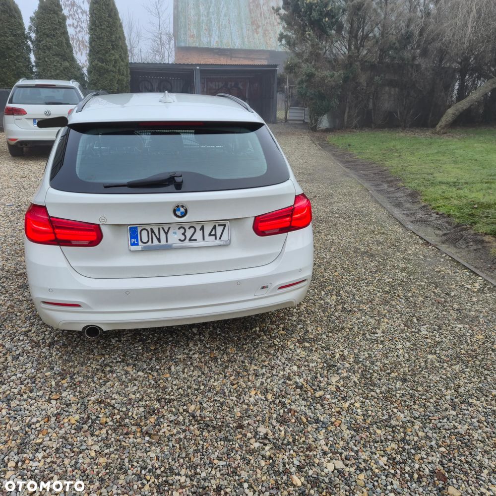 BMW Seria 3 318d Sport Line - 7