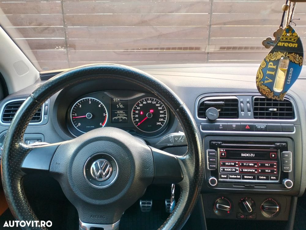 Volkswagen Polo 1.6 TDI CR DPF Highline - 8