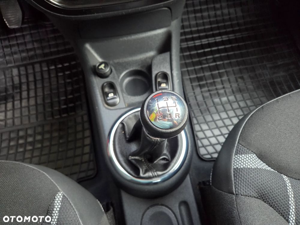 Citroën C2 1.4 VTR - 15