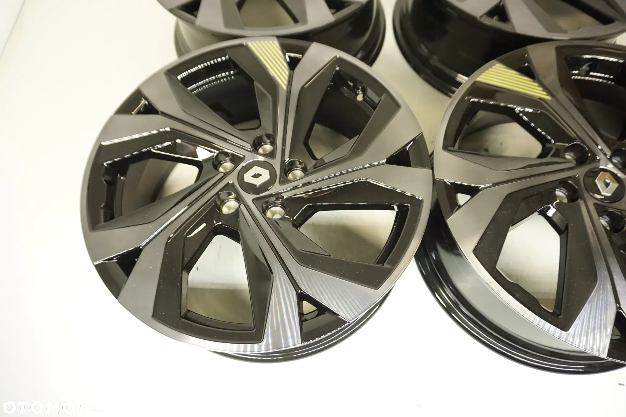 Felgi Aluminiowe  18 DACIA DUSTER BIGSTER RENAULT CAPTUR II ARCANA KADJAR KOLEOS LAGUNA III SCENIC MEGANE SYMBIOZ MITSUBISHI ASX ORYGINAŁ ET35 - 8