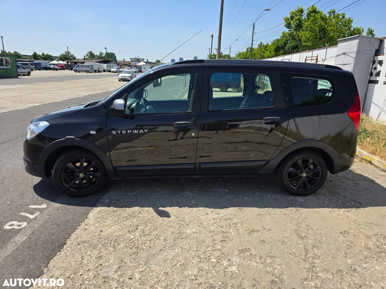 Dacia Lodgy 1.2 TCe 115 CP Stepway - 17