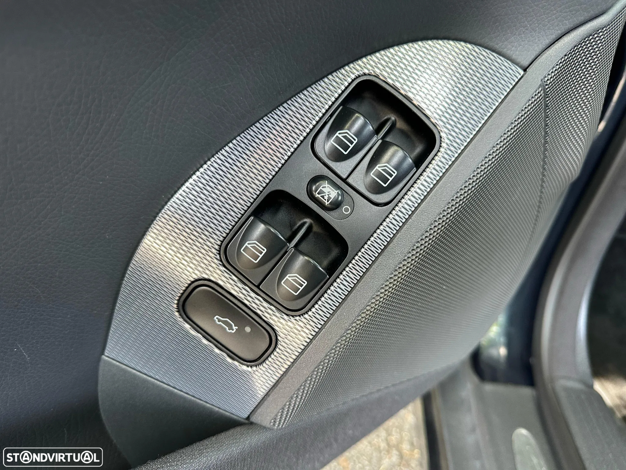 Mercedes-Benz CLK 200 K Avantgarde Aut. - 18