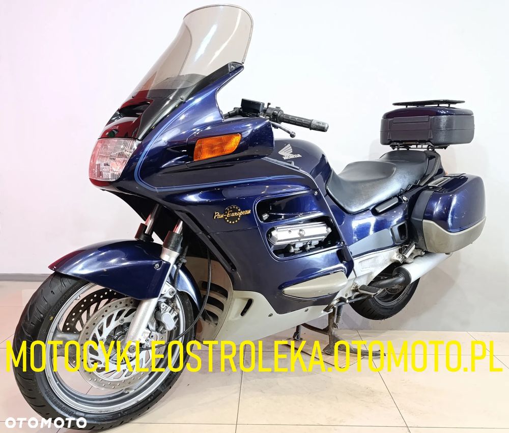Honda ST - 1
