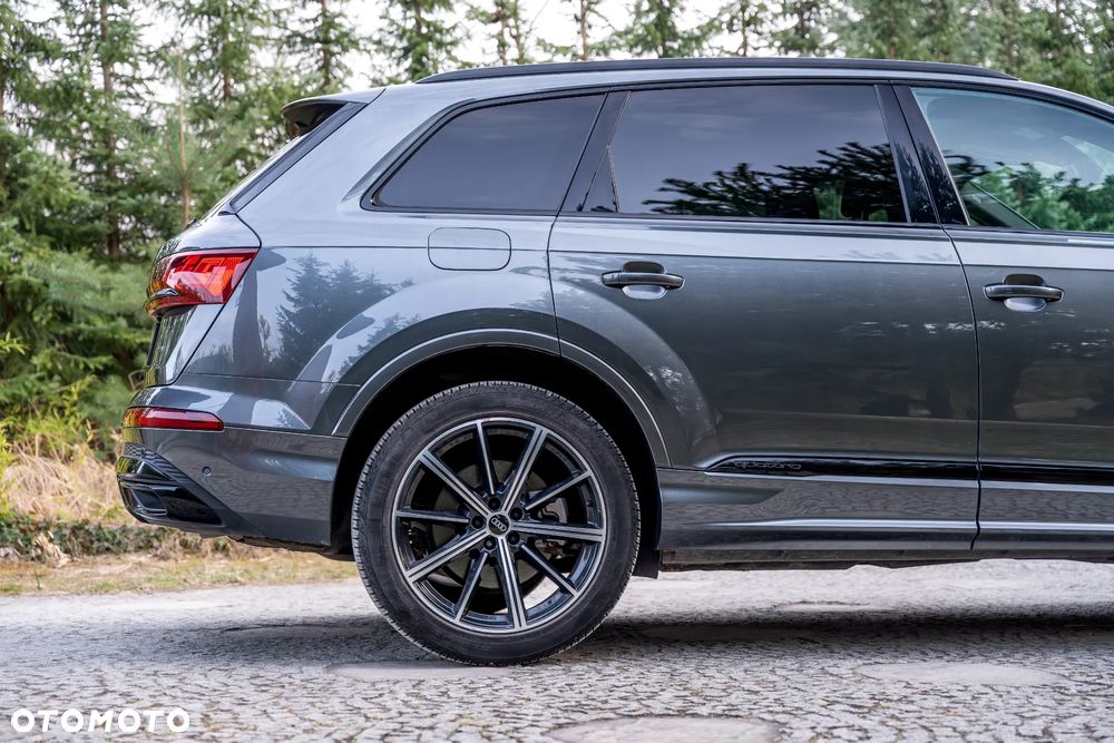 Audi Q7 55 TFSI quattro tiptronic S line - 9