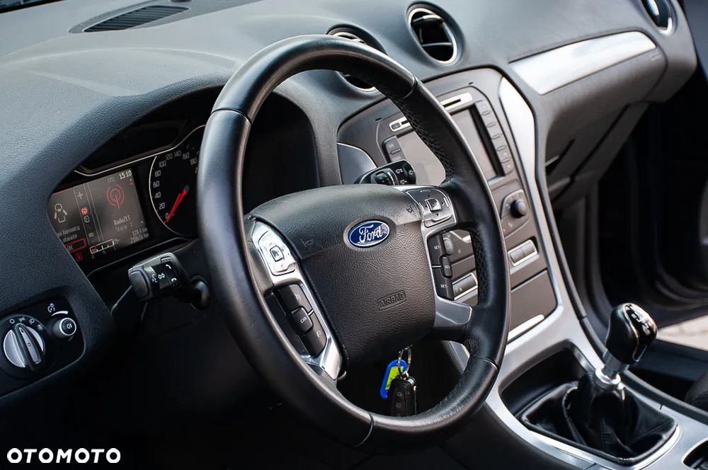 Ford Mondeo 2.0 TDCi Business Edition - 31